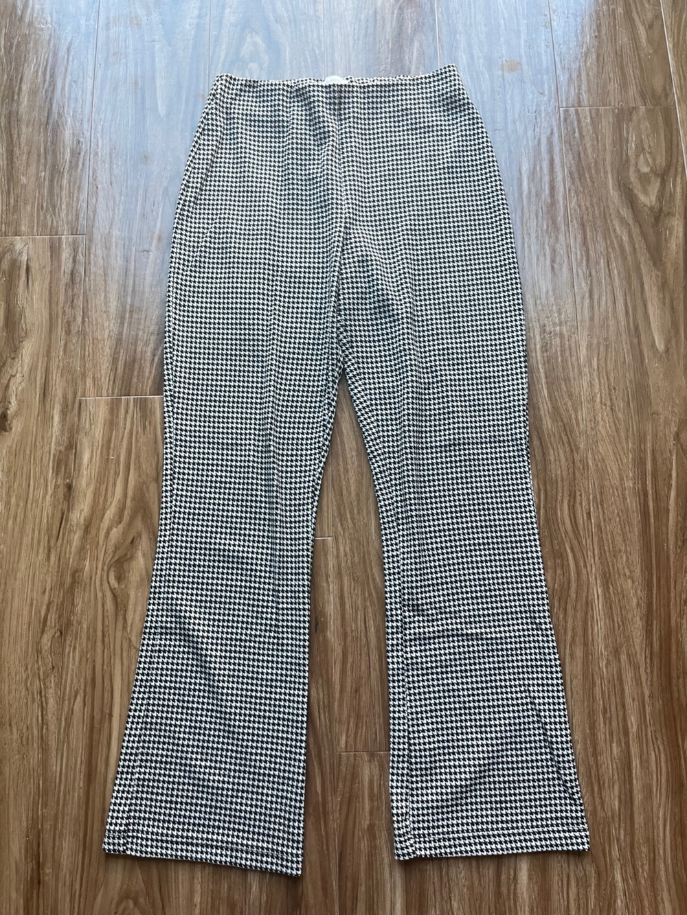 Urban Outfitters - Black and White Houndstooth Pants